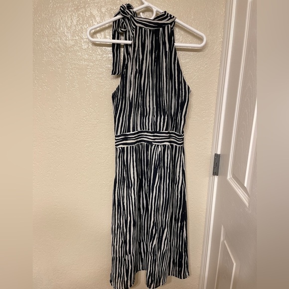 Banana Republic Striped High Neck Elegant Black Tan Striped Dress y2K 6T - Picture 1 of 10